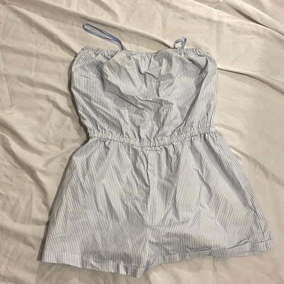 UO ROMPER - Picture 1 of 3